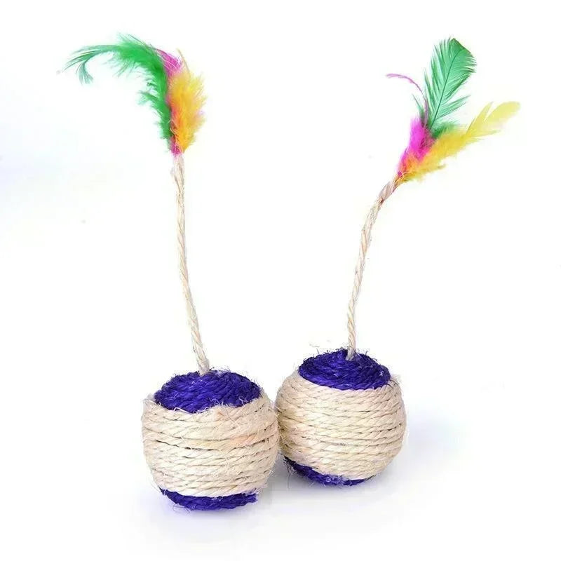 Scratch &amp; Play: Juguete para gatos de sisal con plumas