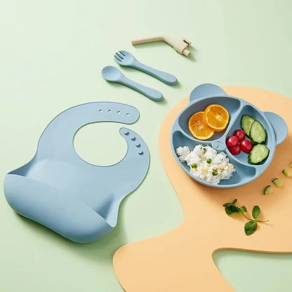 🐻 Adorable Bear-Shaped Silicone Suction Plate – Mess-Free Mealtime for Babies! 👶✨